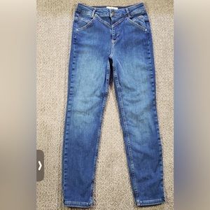 New without Tag  We The Free  31 Women’s High Rise Stretch Tapered Denim Jeans